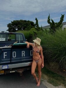 [2025.07.22] megan_samperi_522068896_18516157426022051_6391921957732431191_n.jpg