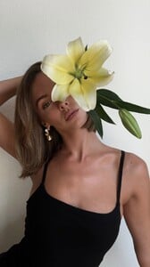 [2025.07.24] carmellarose_3683847349324833227.jpg