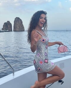 [2025.07.25] laurabarriales_523786514_18519572800005142_4957547435024176407_n.jpg