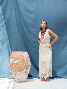 252407100_0140_5.jpg