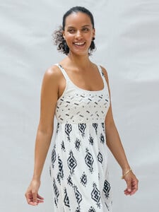 252408100_0890_2.jpg