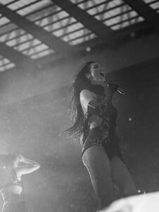 615272972_dualipa-20250625_081844-1.jpg