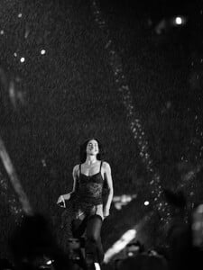 615272984_dualipa-20250625_081844-6.jpg
