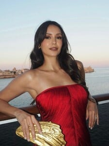 618701456_nina-2.jpg