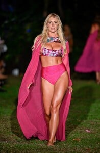 ADragoi - Miami '25_Andreea-Capristan.jpg