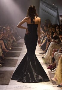 ELIESAABHCAW25-26BackLook_4.jpg