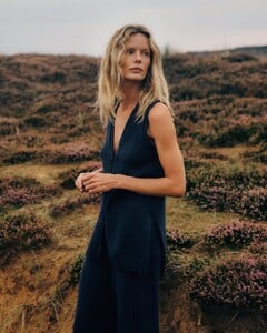 Iris von Arnim SS 25.jpg