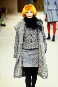 Kenzo 1996 Women RTW 26.jpg