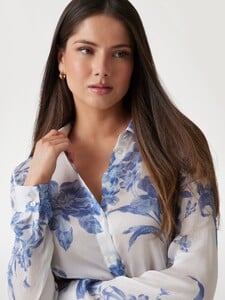 KiannaLS - Guess '25_Floral-print chiffon blouse4_W5GH59WDW82-P7WQ-ALT3.jpg