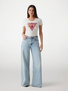KiannaLS - Guess '25_Floral triangle logo T-shirt5_W5GI10J1314-G012-ALT1.jpg