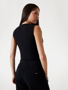 KiannaLS - Guess '25_Tailored crepon vest5_W5YH55WGHC2-JBLK-ALT2.jpg