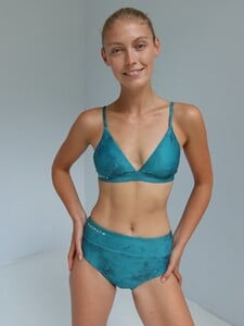 Lucia Jonova 5.jpg