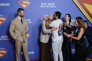 MRB-Events2025-SupermanLookUpFanEventInRio-043.jpg