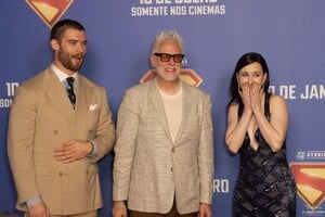MRB-Events2025-SupermanLookUpFanEventInRio-065.jpg