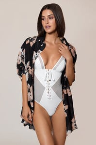 PAPILLON-ET-ORCHIDEE-PRINT-OVERSIZED-SHIRT_BLACK_1.jpg