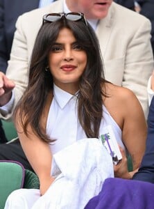 Priyanka_Chopra_at_Wimbledon_on_July_022C_2025_in_London2C_England_285129.jpg