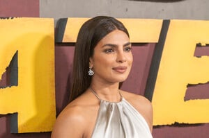 Priyanka_Chopra_at_the_Heads_of_State_world_premiere_held_at_Alice_Tully_Hall_on_June_242C_2025_in_New_York_2833829.jpg
