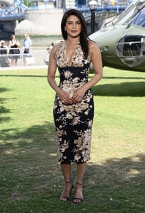 Priyanka_Chopra_attends_the_photocall_for_Heads_Of_State_at_Potters_Fields_Park_on_July_012C_2025_in_London2C_England_282529.jpg