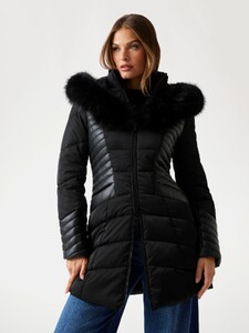 SeylaZ - Guess '25_Faux fur hood puffer6_W4BL61WGLZ0-JBLK.jpg