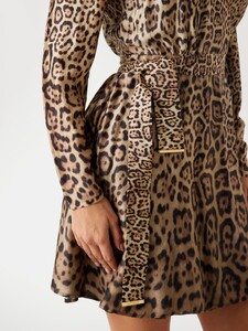 SeylaZ - Guess '25_Marciano leopard satin dr…-5_5YGK287298A-P1TO-ALT3.jpg