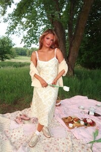 Shop Janae - Sorrento Bloom Midi Dress - 6_1026EB2D-463D-46B2-AA50-3A4A3AD17DE8.jpg