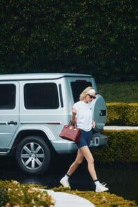 Sporty&Rich 07-2025_2.jpg