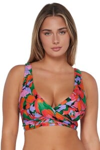 TMorland - Sunsets - Hummingbird Cove Elsie Top HighConstructio_11 - 523-hummi_bikini-top-front-wear00-taylor02_10.jpg
