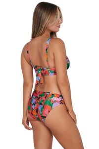 TMorland - Sunsets - Hummingbird Cove Vienna VWire Halter Bikin_14 - 530-hummi-27b-hummi-bikini-full-oblique-wear00-taylor01_7_15106c9e-eed0.jpg