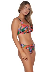 TMorland - Sunsets - Hummingbird Cove Vienna VWire Halter Bikin_14 - 530-hummi-27b-hummi-bikini-full-quarter-wear00-taylor01_6_524c0a7c-f65a.jpg