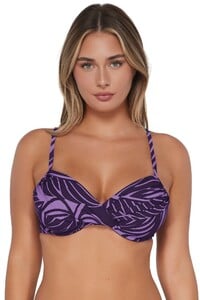 TMorland - Sunsets - Mystic Palms Crossroads Underwire Supportiv_11 - 52-mysti_bikini-top-front-wear00-taylor03_10.jpg