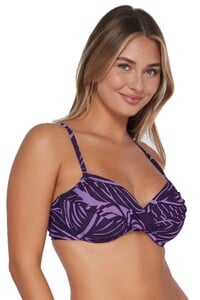 TMorland - Sunsets - Mystic Palms Crossroads Underwire Supportiv_11 - 52-mysti_bikini-top-quarter-wear00-taylor01_12.jpg
