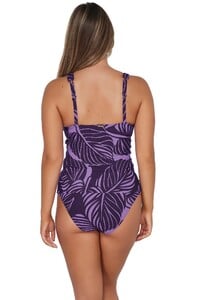 TMorland - Sunsets - Mystic Palms Elsie Tankini  Supportive Cros_10 - 738-mysti-324b-mysti-tankini-full-back-wear00-taylor01_4.jpg