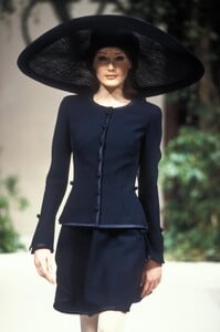 Valentino 1994 Haute Couture 15.jpg