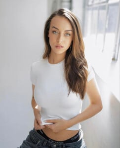 Vanesa  Sonea - TXM portfolio - d0809d_3fa0023b240743959434ecf145b54c31~mv2 (HigherQualUncrop).jpg