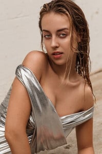 Vanesa  Sonea - TXM portfolio - d0809d_56f4b86d6451458a8cdf1c82e5a1a346~mv2 (HQ Of Shout Out).jpg