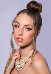 Vanesa  Sonea - TXM portfolio - d0809d_9ef6c2197c294a7eb1a73b7aaf6c3b13~mv2.jpg