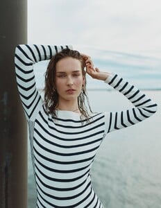 Vogue Scandinavia outt-06-2025_2.jpg