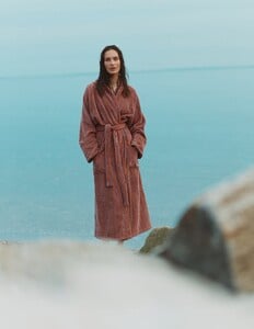 Vogue Scandinavia outt-06-2025_6.jpg