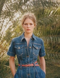 W Magazine May 2017 -3.jpg