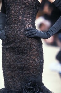Yves Saint Laurent 1996 Haute Couture 186.jpg