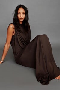 Zara 08-2025_39.jpg