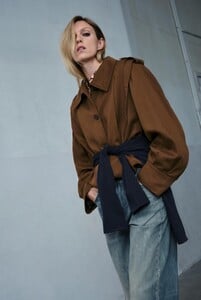 Zara 08-2025_5.jpg