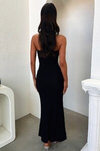 carina_dress_black_1_b87e3b7b-693b-45b6-b14a-723aa6cbf33a.jpg