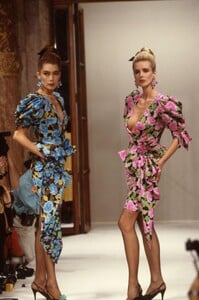 denae & katarina eu8845-.jpg
