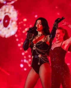 dualipa-20250626_091117-11.jpg