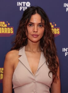 eiza-89.jpg