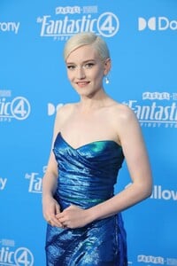julia-garner-debuts-whiplash-chic-at-fantastic-four-premiere-in-la-8.jpg