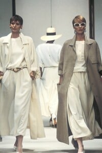 katarina & gina di bernardo di8519.jpg