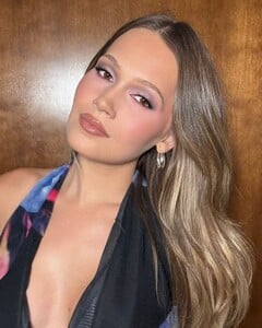 kelli-berglund-instagram-photos-07-16-2025-1.jpg