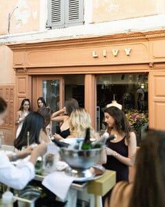 livystudio posts 2025-07-13 17.42 DMDas90oVud_3_6 518592177_18394631212143178_6303224685247160388_n.jpg